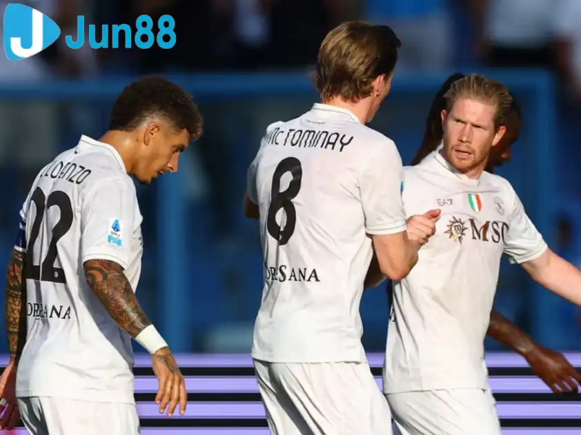 Phân tích trận đấu Napoli gặp Qarabag: Chiến thắng là điều không thể thiếu 7 napoli 204008